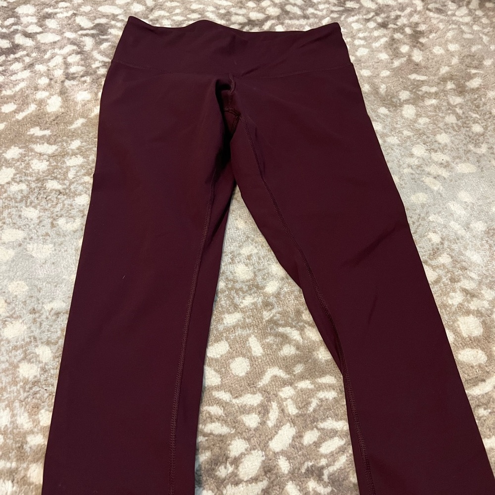 Lululemon cropped maroon leggings